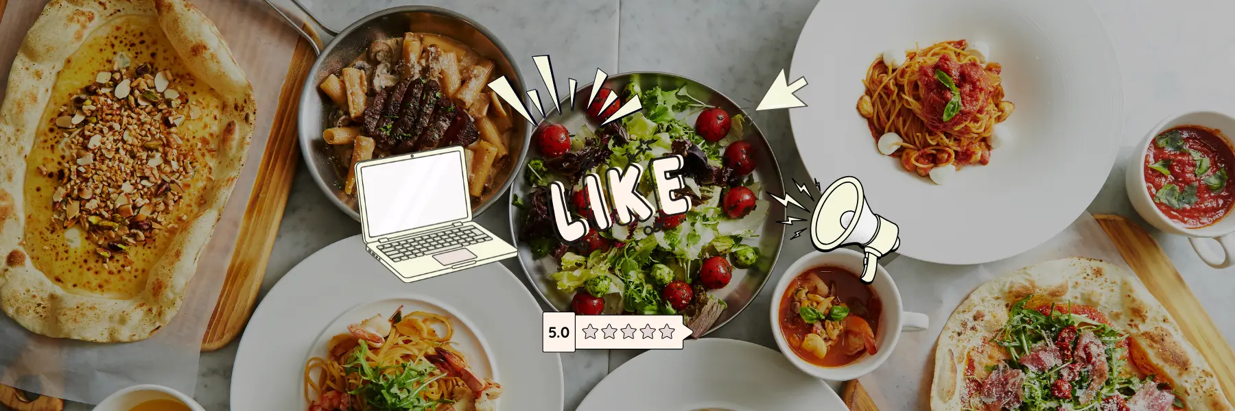 Preparate culinare alături de elemente grafice care simbolizează marketingul online pentru restaurante.